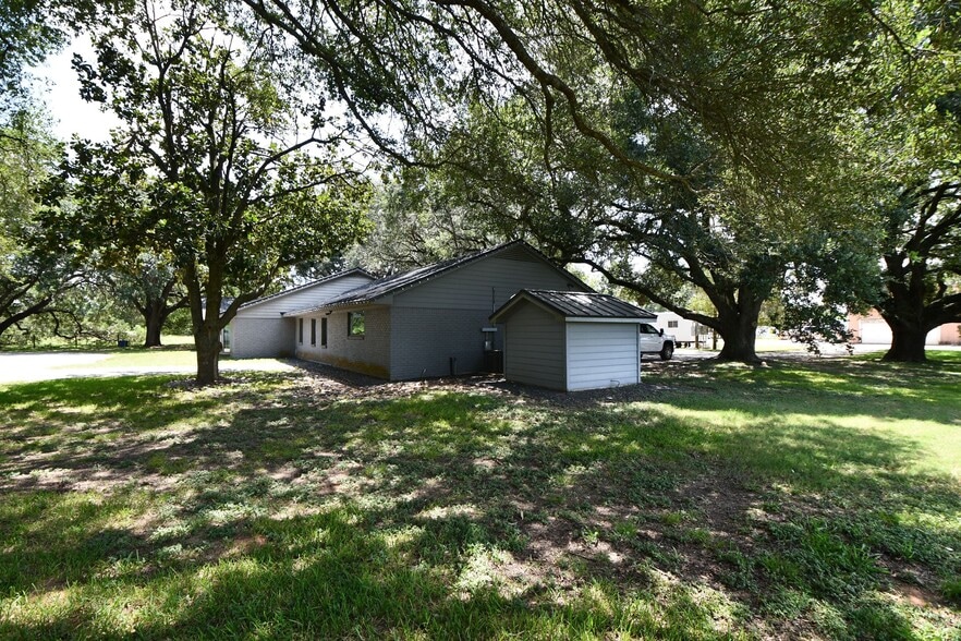 More Photos Of 34507 FM 1093, Simonton Land For Lease