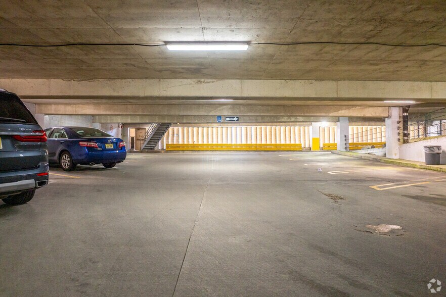 More Photos Of 17 S New York Ave, Atlantic City Parking Garage For Sale