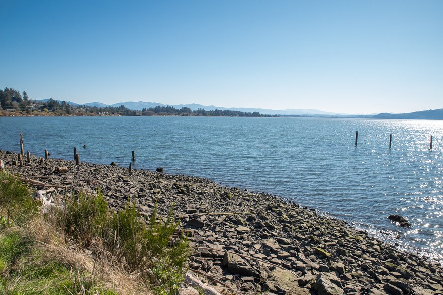 More Photos Of Hayes Oyster Dr, Bay City Land For Sale