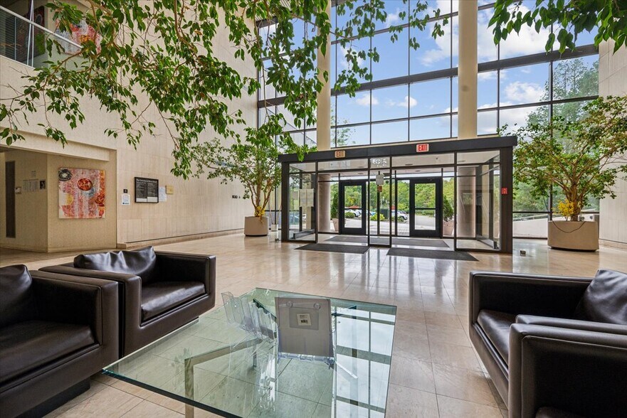 More Photos Of 1465 State Route 31 S, Annandale Medical For Sale