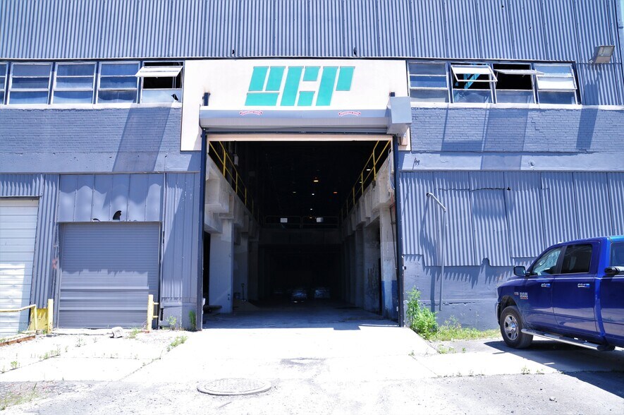 More Photos Of 400 Old Reading Pike, Pottstown Manufacturing For Lease