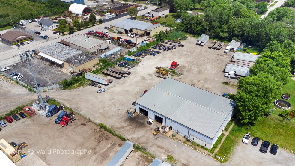 More Photos Of 17735 Chappel Ave, Lansing Industrial For Sale