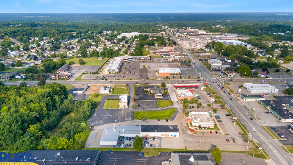 More Photos Of 101 S Canfield Niles Rd, Youngstown Bank For Lease