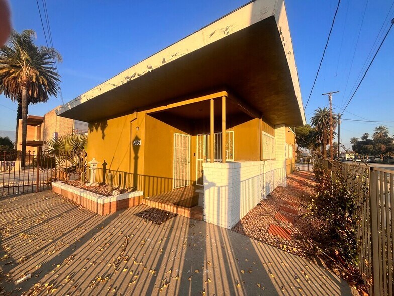 More Photos Of 805 N D St, San Bernardino Office For Sale