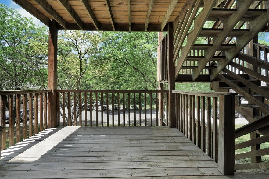 More Photos Of 3130 Saint Anthony Gardens Dr, Louisville Apartments For Sale