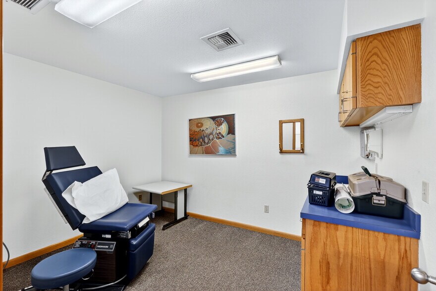 More Photos Of 950 W Ironwood Dr, Coeur d'Alene Medical For Sale