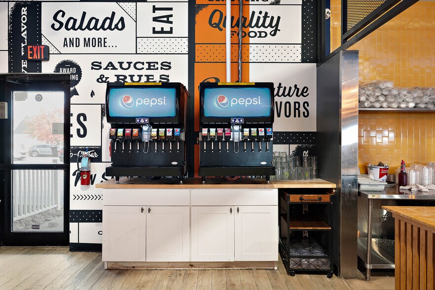 More Photos Of 12849 Ocean Gtwy, Ocean City Restaurant For Sale