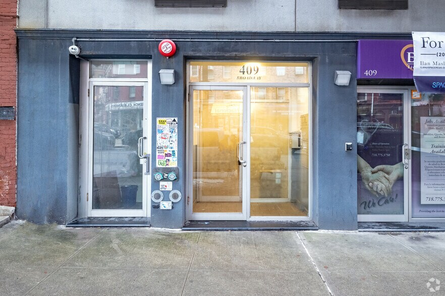 More Photos Of 409-413 Broadway, Brooklyn Apartments For Lease