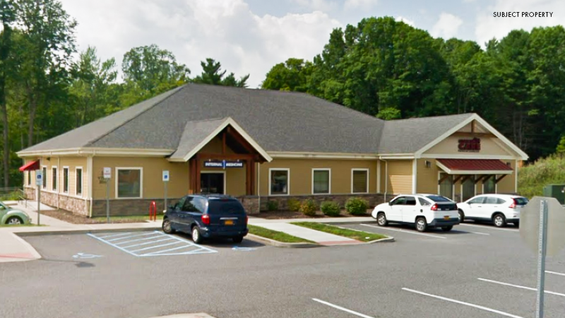 Primary Photo Of 14 Vista Blvd, Slingerlands Medical For Sale