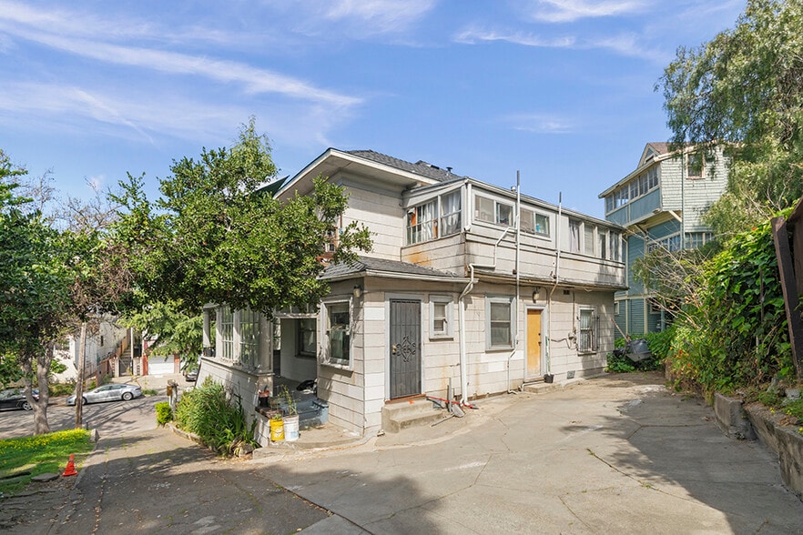 More Photos Of , Oakland Multifamily For Sale