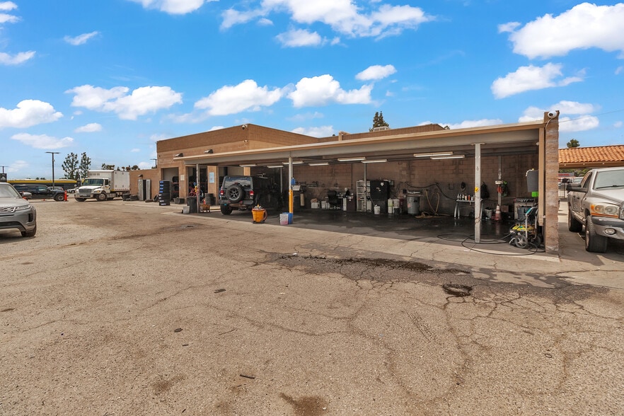 More Photos Of 10325 Central Ave, Montclair Auto Dealership For Lease