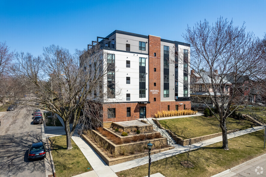 Primary Photo Of 1975-1977 Marshall Ave, Saint Paul Apartments For Sale