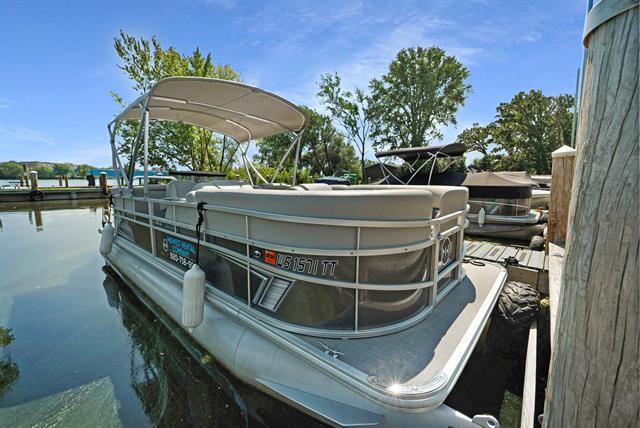 More Photos Of 1000 Bauman St, Oshkosh Marina For Sale