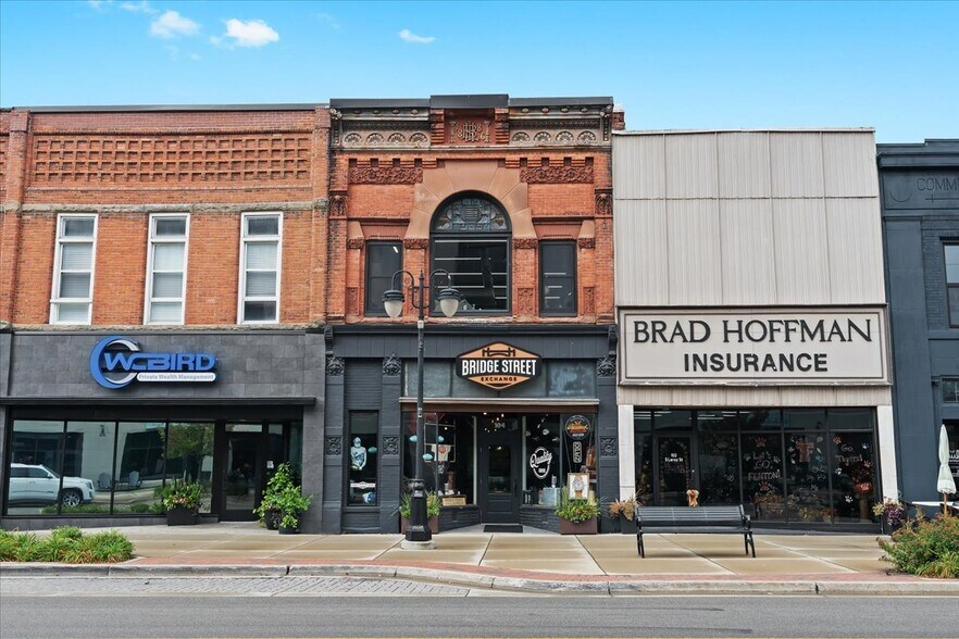 More Photos Of 104 S Leroy St, Fenton Storefront Retail Residential For Sale