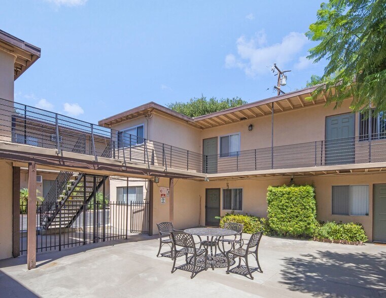 More Photos Of 729-733 W Foothill Blvd, Monrovia Apartments For Sale