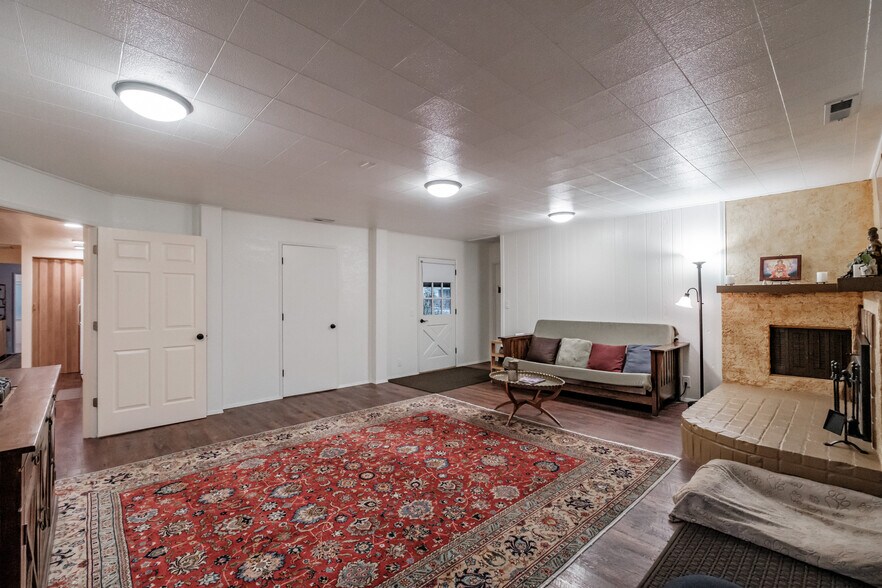 More Photos Of 909 Curry Rd, Roseburg Specialty For Sale