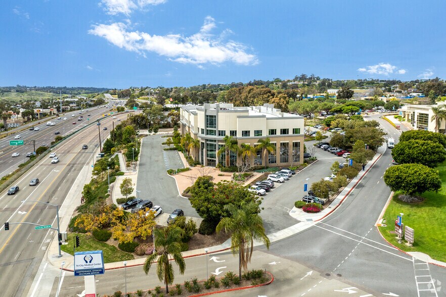 More Photos Of 4002 W Vista Way, Oceanside Medical For Lease
