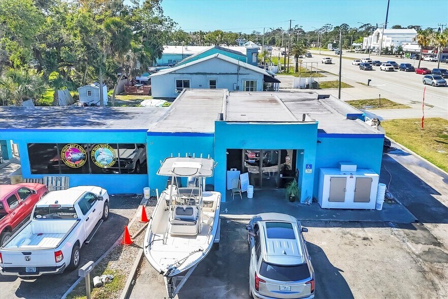 More Photos Of 101 Tamiami Trl S, Nokomis General Retail For Sale