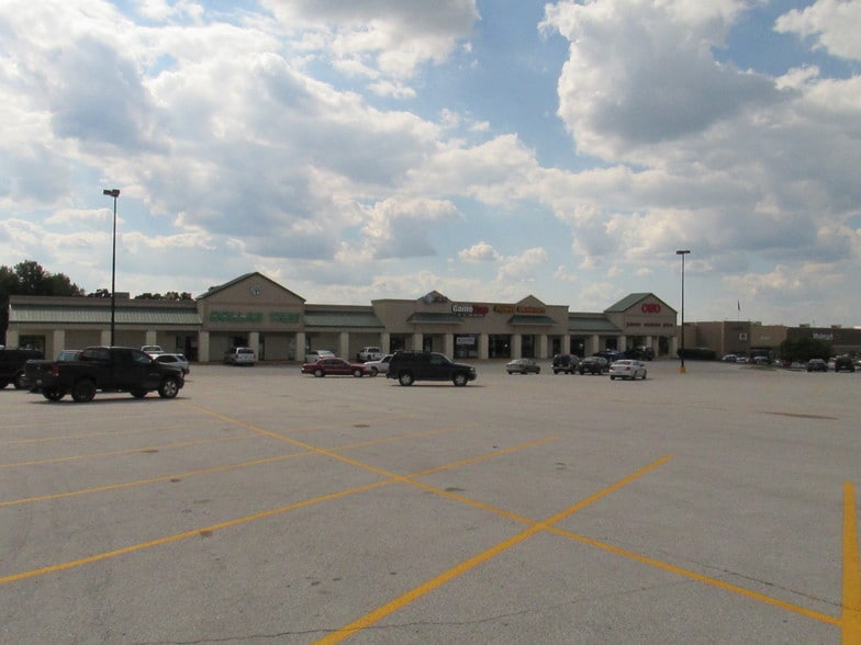 923928 W Trimble Ave, Berryville, AR 72616 General Retail For Sale