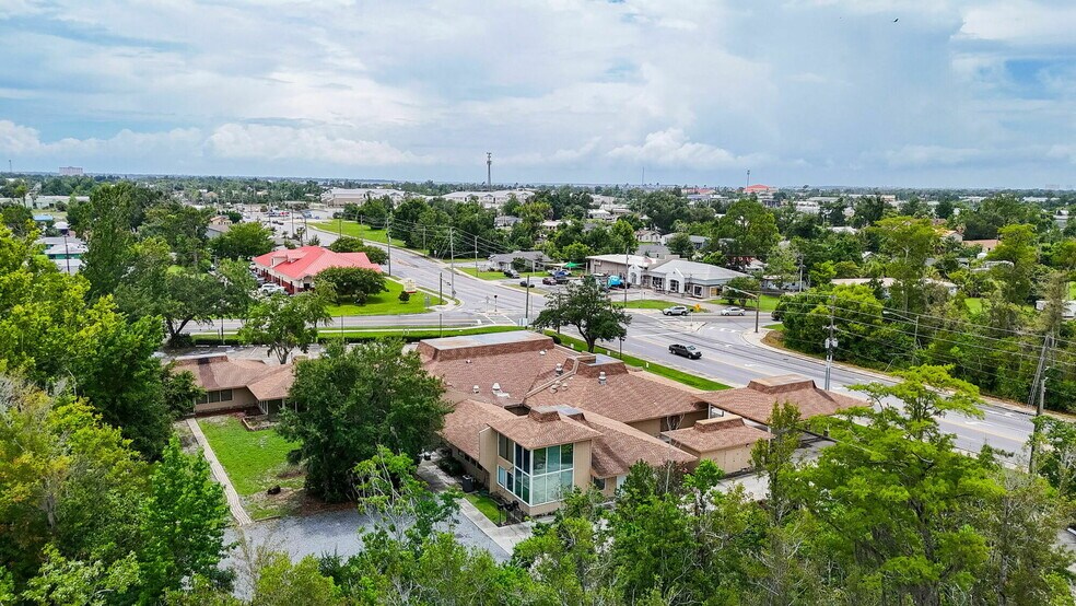 More Photos Of 1600 Jenks Ave, Panama City Medical For Sale