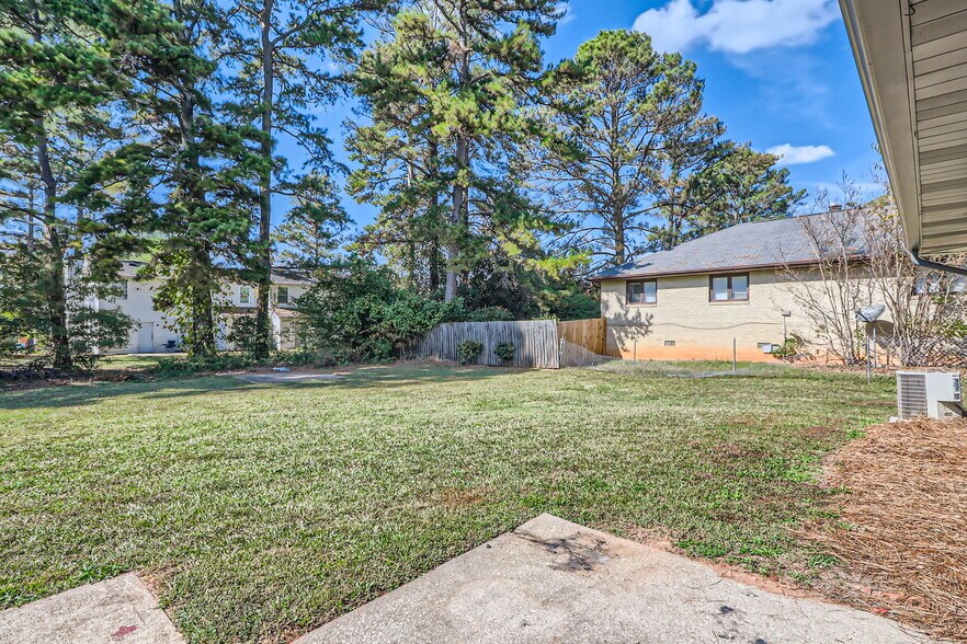 More Photos Of 2638 Fieldstone View Ln SE, Conyers Apartments For Sale