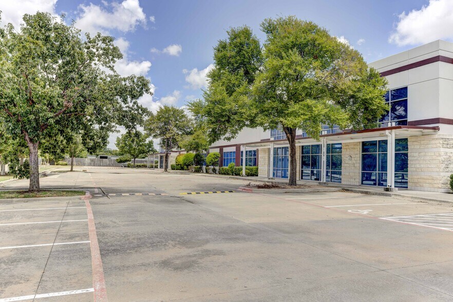More Photos Of 9100 Hwy 290 E, Austin Research And Development For Sale
