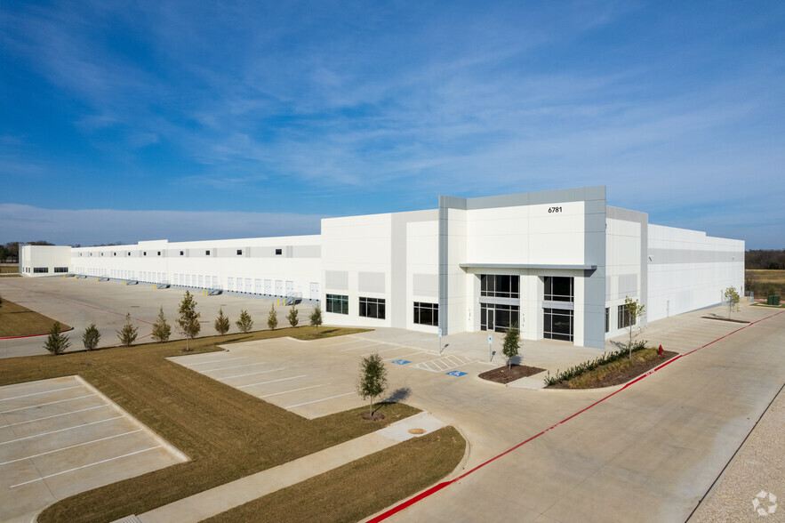 Primary Photo Of 6781 Midway Rd, Haltom City Distribution For Lease