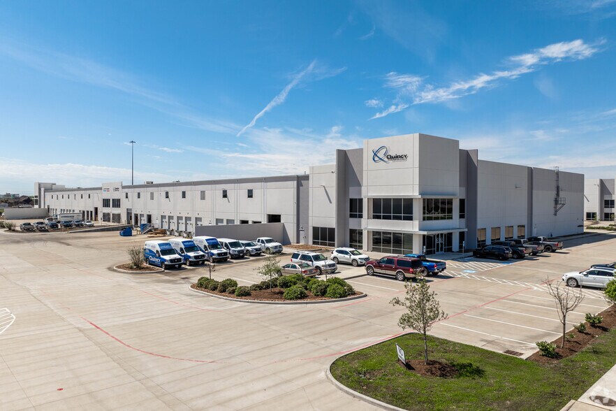 More Photos Of 13930 Journey Rd, Houston Warehouse For Lease