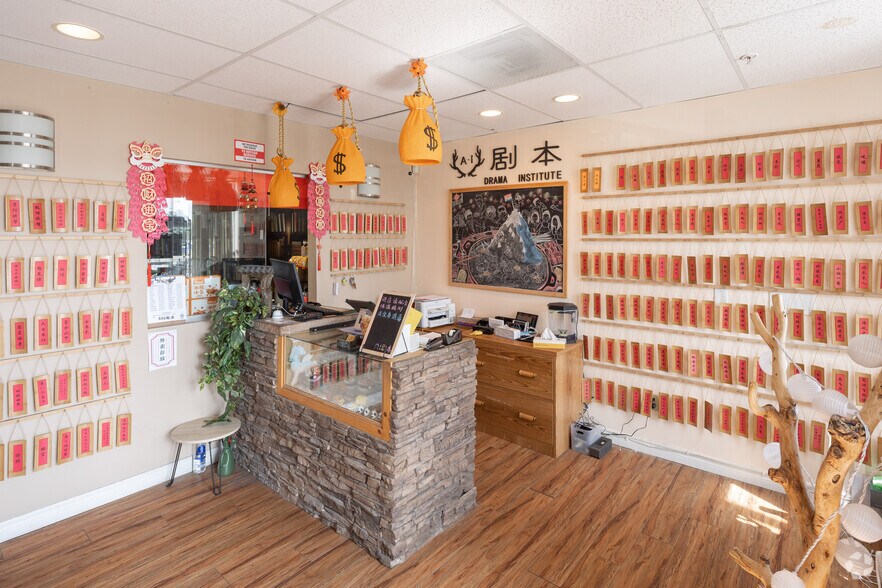More Photos Of 18253 Colima Rd, Rowland Heights Storefront Retail Office For Lease