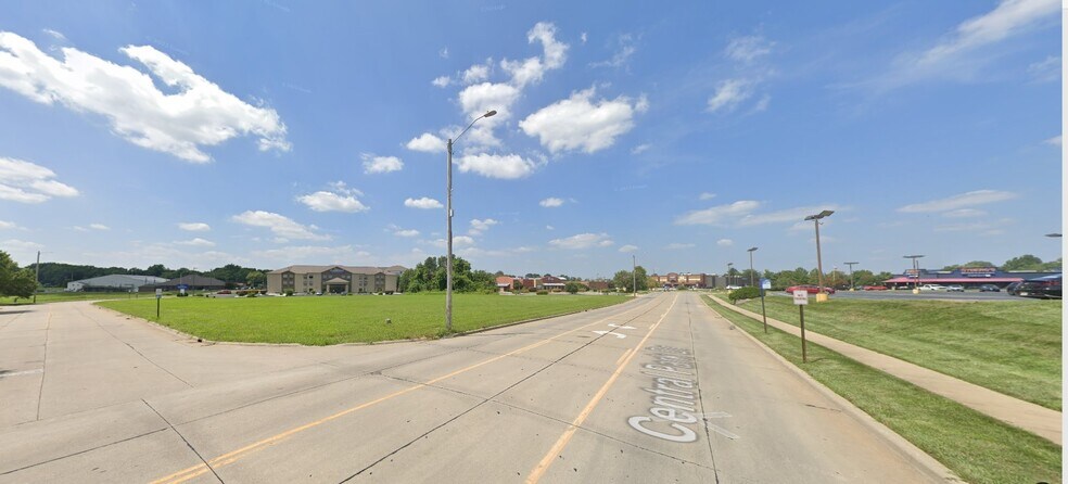 More Photos Of 1316 Park Plaza Dr., O'Fallon Land For Sale