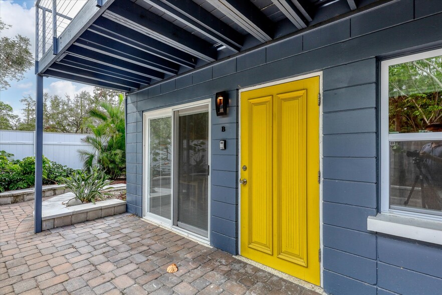 More Photos Of 1236 13th St, Sarasota Apartments For Sale