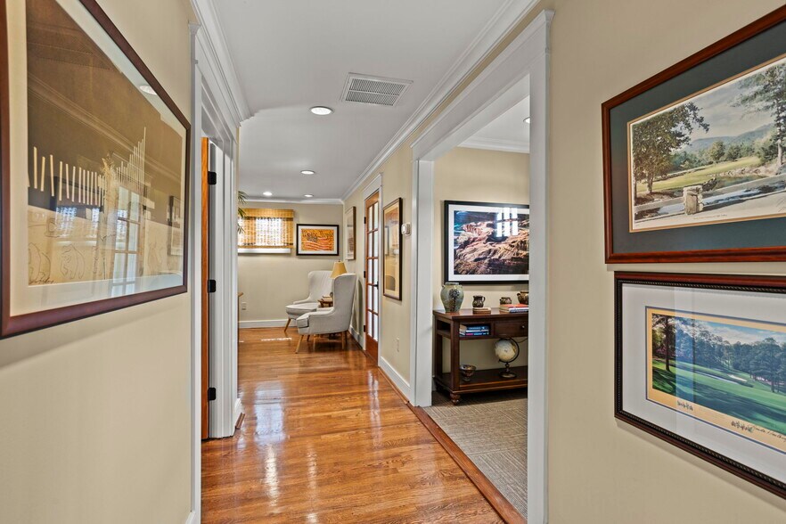 More Photos Of 7 Henderson Rd, Greenville Office For Sale