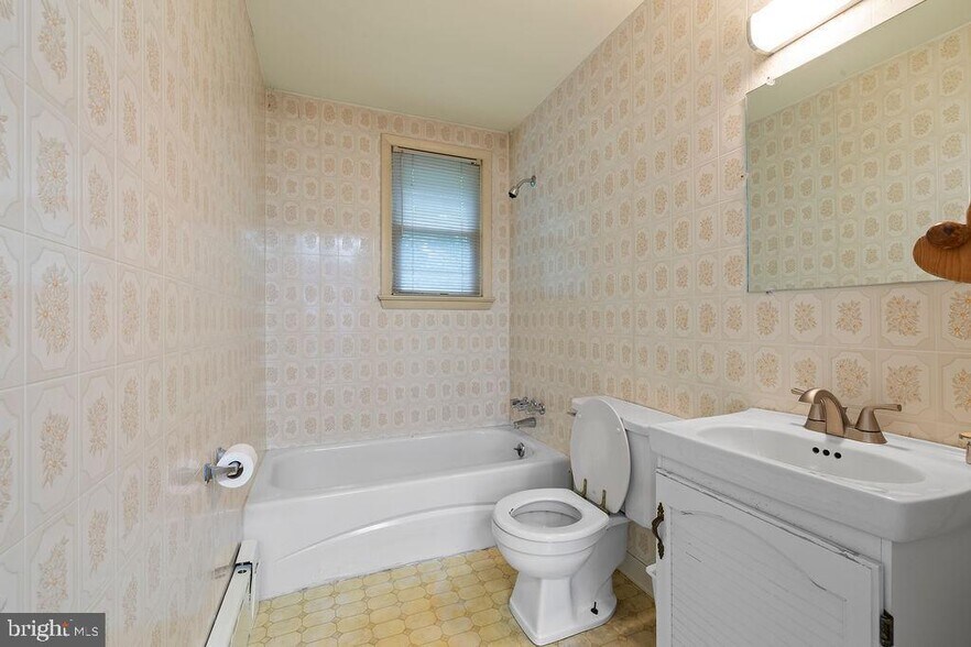 More Photos Of 1569 Swamp Pike, Gilbertsville Office Residential For Sale
