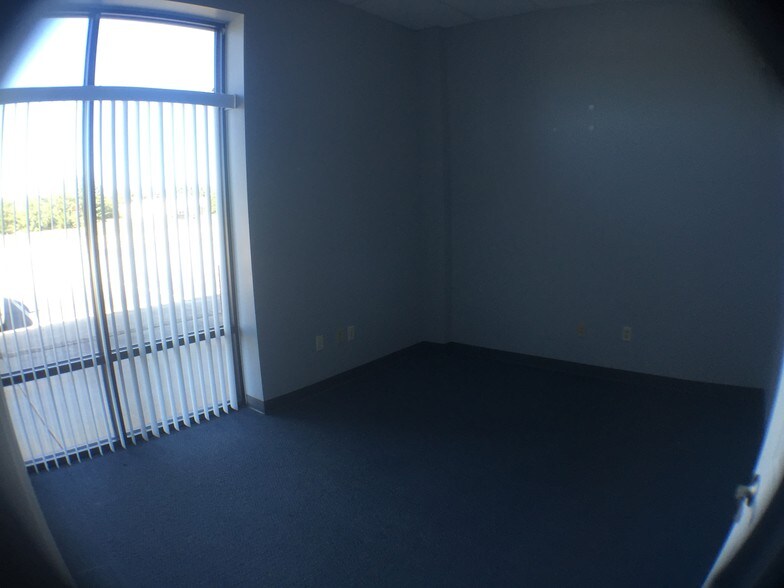 More Photos Of 3981 Highway 78, Loganville General Retail For Lease
