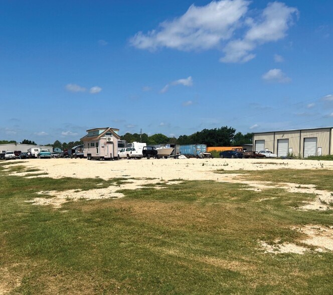 More Photos Of 1250 Winfield Ln, Kemah Industrial For Sale