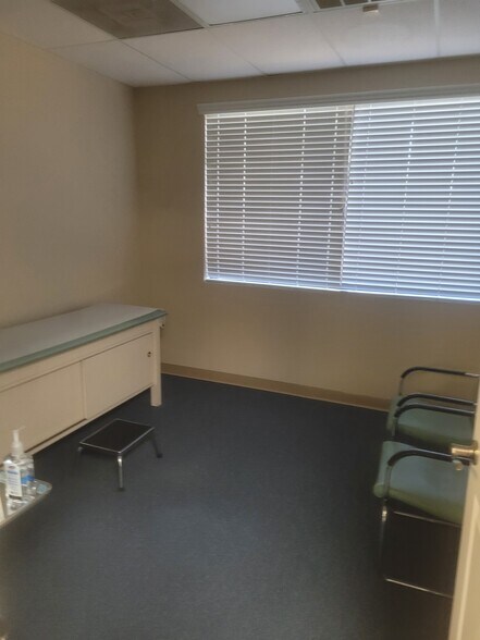 More Photos Of 2810 St Isabel St, Tampa Medical For Lease
