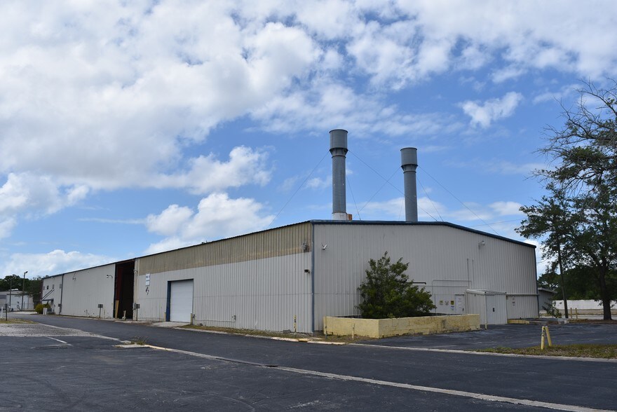 More Photos Of 2055 34th Way, Largo Warehouse For Sale
