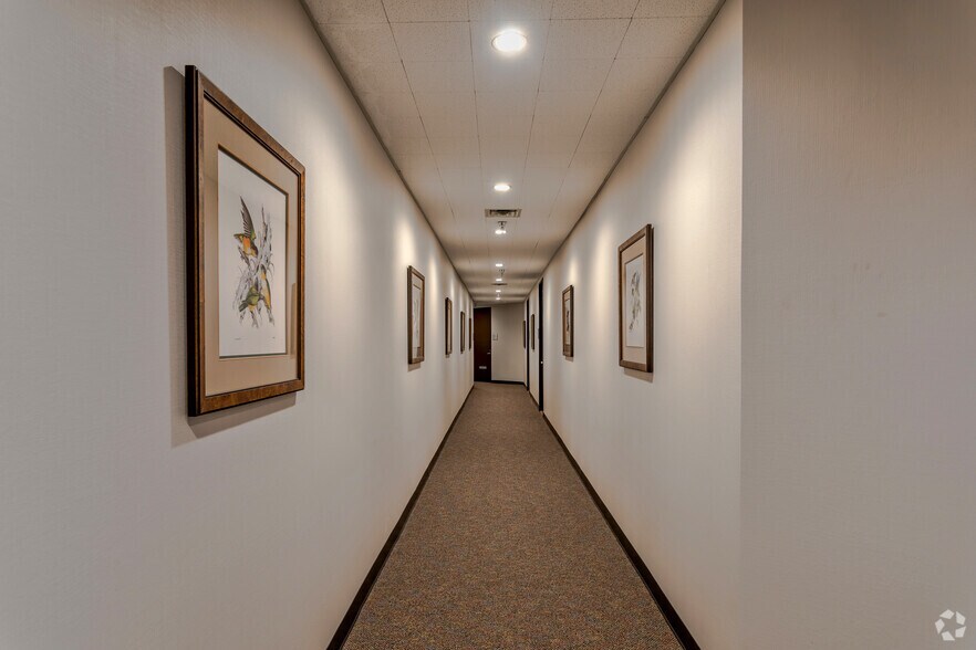More Photos Of 2121 W Spring Creek Pky, Plano Office For Lease