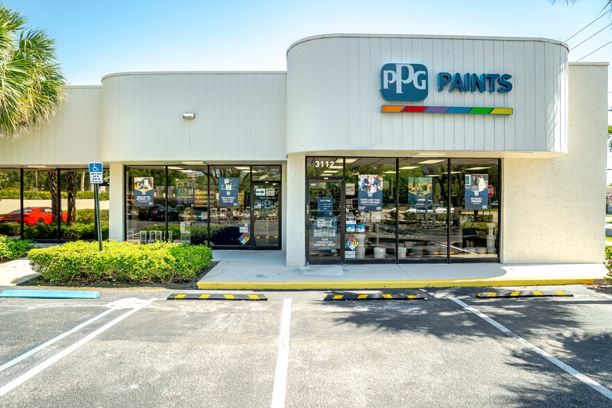 More Photos Of 411 S Federal Hwy, Deerfield Beach Unknown For Lease