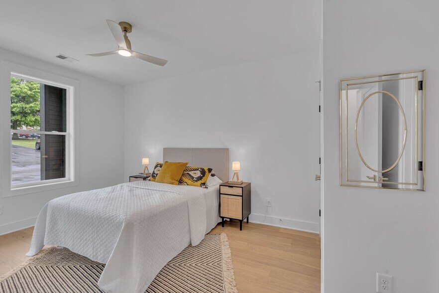 More Photos Of 824 Watts Ln, Nashville Apartments For Sale