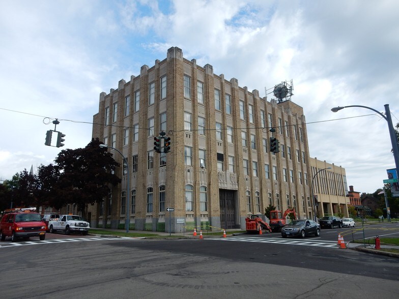 More Photos Of 201-209 E 4th St, Jamestown Industrial For Sale