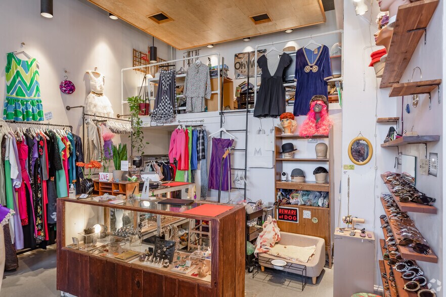 More Photos Of 2104 18th St NW, Washington Storefront Retail Residential For Lease