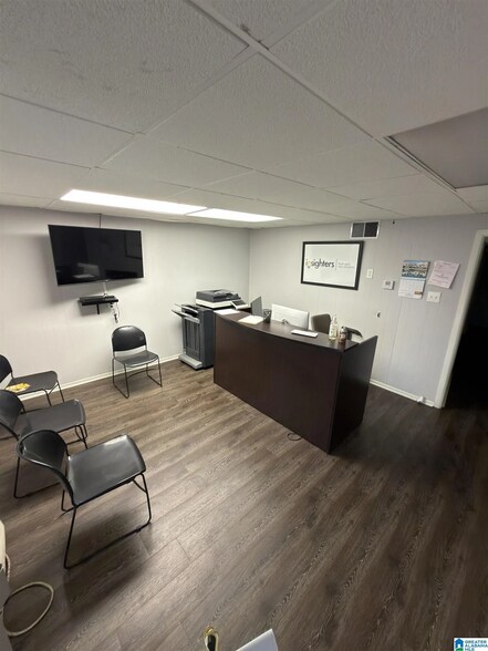 More Photos Of 114 B Y Williams SR Dr, Birmingham General Retail For Sale
