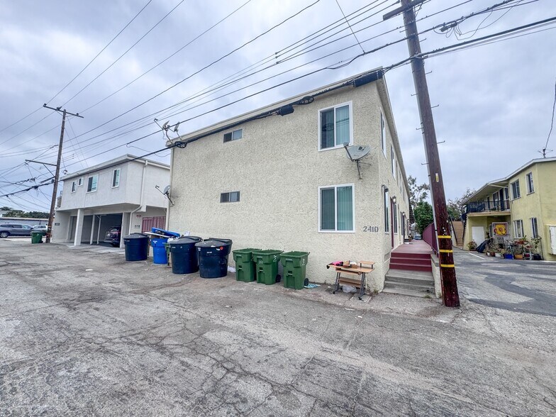 More Photos Of 2410 Ocean Park Blvd, Santa Monica Apartments For Sale
