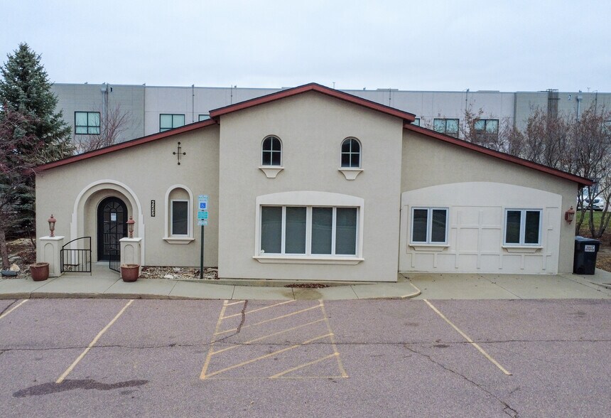 Primary Photo Of 6212 S Pinnacle Pl, Sioux Falls Office For Lease