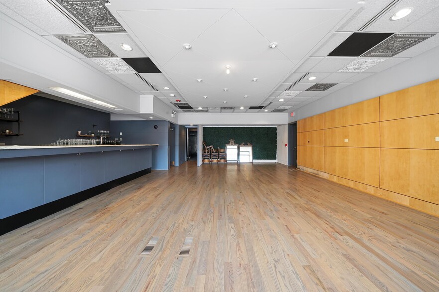 More Photos Of 417-429 Temple Ave, Highland Park General Retail For Sale