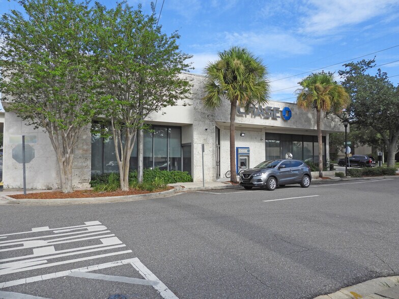 More Photos Of 505 Brevard Ave, Cocoa Bank For Lease