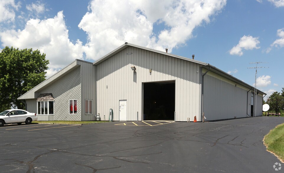 Primary Photo Of 95 S Dugan Rd, Sugar Grove Warehouse For Sale
