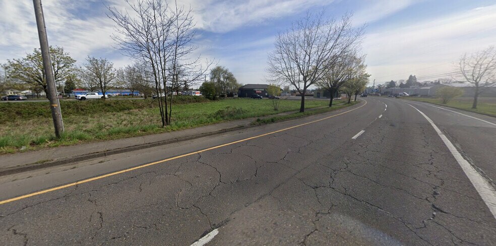 More Photos Of 739 SE 9th Ave, Albany Land For Sale