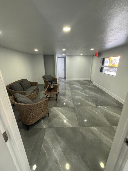 More Photos Of 2313 SW 59th Ave, West Park Auto Repair For Sale